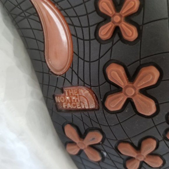 The North Face Winter Boots 9.5 - Picture 10 of 13